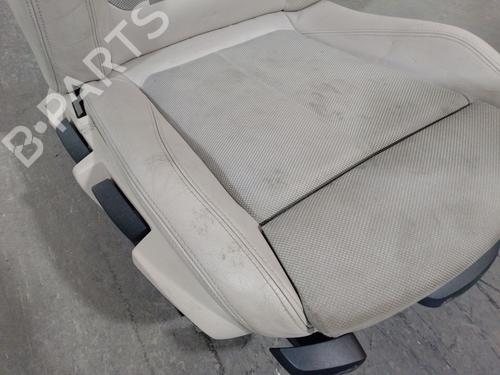 Right front seat BMW 3 Touring (F31) 330 d | BP32019518C16 