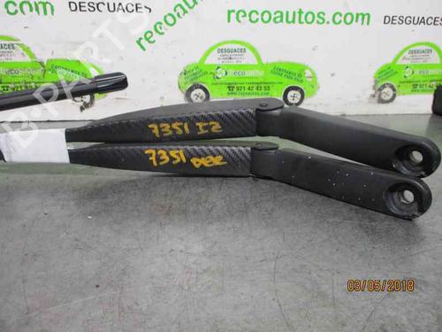 Used Front windshield wiper arm FIAT BRAVO II (198_) 1.9 D Multijet (198AXB1A) (120 hp) 3471930