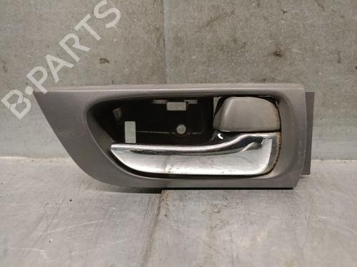 Højre fortil invendig håndtag Højre fortil invendig håndtag TOYOTA LAND CRUISER PRADO (_J12_) 3.0 D-4D (KDJ120, KDJ125) (166 hp) 36562321 36562321