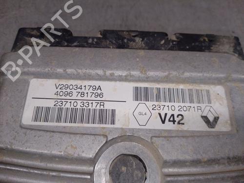 Engine control unit (ECU) DACIA SANDERO 1.2 16V | BP31092256M57 