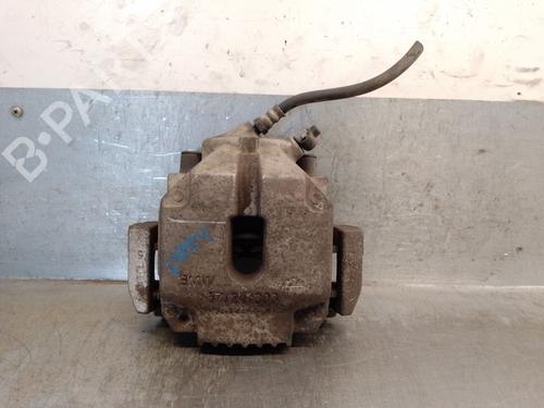 Used Right front brake caliper Right front brake caliper BMW 3 (E90) 320 d (163 hp) 33540768 33540768