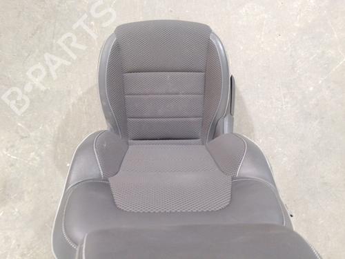 Right front seat RENAULT ARKANA I (LCM_, LDN_) 1.6 E-TECH 145 (LDMU) | BP33461117C16  - Image 6