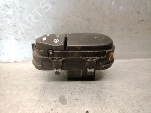Left front window switch FORD FOCUS I Turnier (DNW) 1.8 TDCi | BP31996041I27