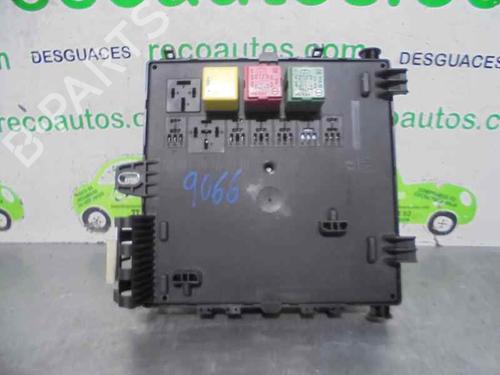 Fuse box OPEL VECTRA C (Z02) 2.2 DTI 16V (F69) | BP3233299E1 