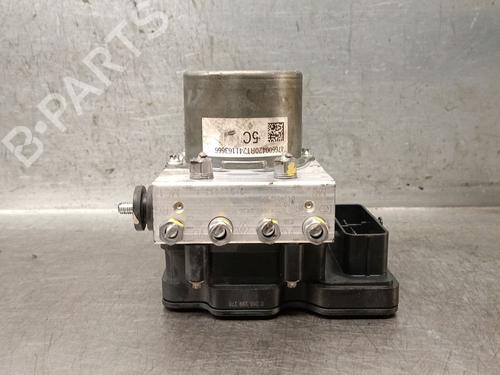 Used ABS pump RENAULT CLIO V (B7_) 1.6 E-TECH 140 (B7MU) (140 hp) 29383912