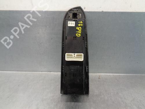 Left front window switch HYUNDAI TRAJET (FO) 2.0 CRDi | BP13238359I27 
