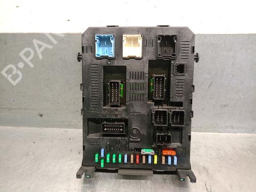 Caja reles / fusibles CITROËN C4 Grand Picasso I (UA_) 2.0 HDi 138 (136 hp) 30616472