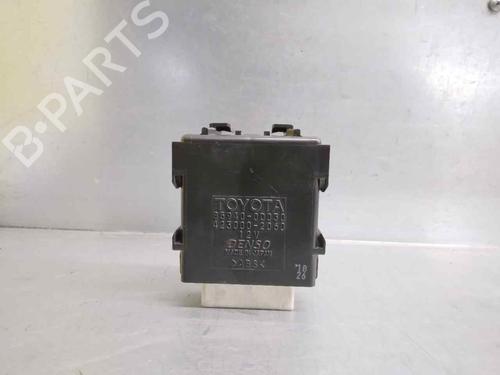Used Electronic module TOYOTA YARIS (_P13_) 1.5 Hybrid (NHP130_, NHP130) (101 hp) 15981782