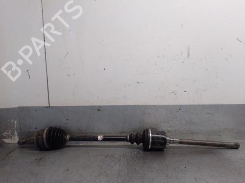 Drivaksel foran Høyre CHRYSLER VOYAGER / GRAND VOYAGER III (GS_, NS_) 3.8 (178 hp) 32367271