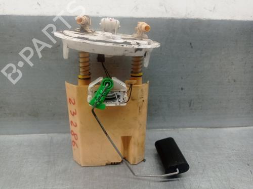 Used Fuel pump DACIA SANDERO II 1.5 dCi 75 / Blue dCi 75 (B8JW, B8M4, B8AH, B8M7, B8M6) (75 hp) 27724731