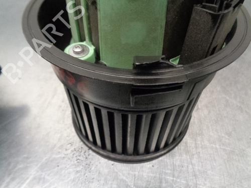 Heater blower motor PEUGEOT 308 SW I (4E_, 4H_) 1.6 16V | BP11929787M62 