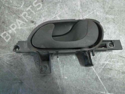 Høyre foran invendig håndtak PEUGEOT 806 (221) 1.9 TD (90 hp) 3215541