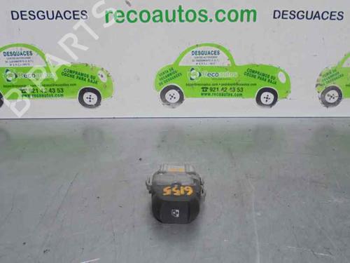 Used Right front window switch RENAULT MEGANE II Estate (KM0/1_) 1.9 dCi (KMRG, KM1G, KM0G, KM2C) (120 hp) 12186561