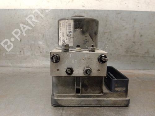 Abs pomp BMW 3 Compact (E46) 320 td (150 hp) 31132229