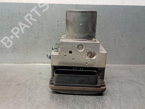 Used ABS pump BMW 5 (F10) 530 d (245 hp) 28960736