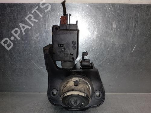 Used Tailgate handle CITROËN SAXO (S0, S1) 1.5 D (57 hp) 11289512