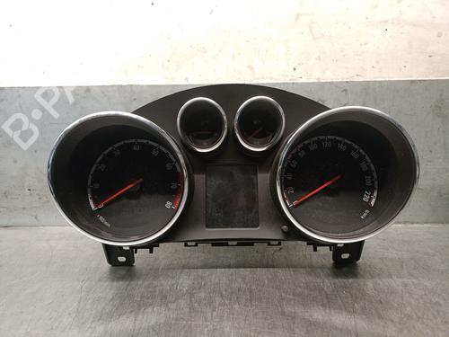 Used Instrument cluster OPEL MERIVA B MPV (S10) 1.4 (75) (100 hp) 24154598