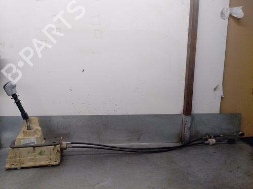 Used Gear lever LANCIA DELTA III (844_) 2.0 D Multijet (844.AXD1A, 844.AXM1A) (165 hp) 33184793