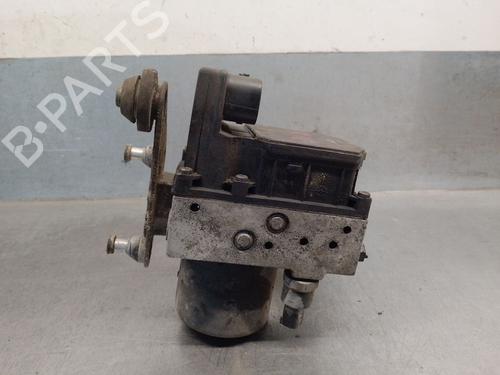 Used ABS pump ABS pump MERCEDES-BENZ VITO / MIXTO Van (W639) 109 CDI (639.601, 639.603, 639.605) (88 hp) 32372945 32372945