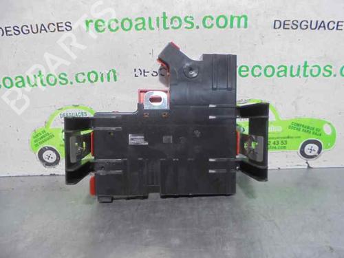 Used Fuse box BMW 5 (F10) 520 i (184 hp) 4663489