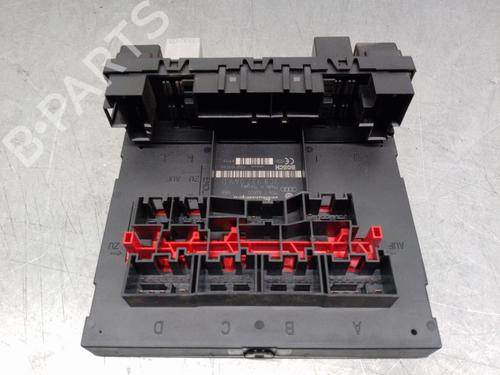 Sikringsdose VW CADDY III Box Body/MPV (2KA, 2KH, 2CA, 2CH) 1.9 TDI (105 hp) 17108202