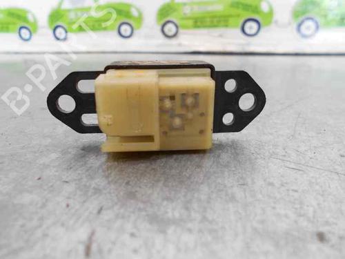 Right front window switch CHRYSLER VOYAGER IV (RG, RS) 2.5 CRD | BP2087269I26 