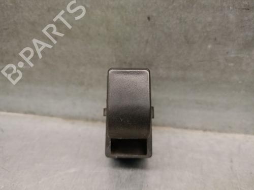 Used Right rear window switch SUBARU IMPREZA Estate (GF) 2.0 i 16V AWD (GF8) (125 hp) 31952747