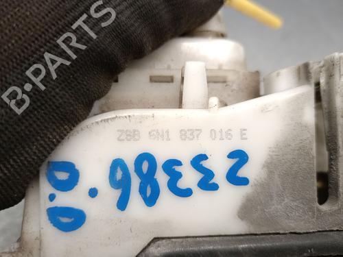 Front right lock VW POLO (6N2) 1.9 SDI | BP28129117C97 