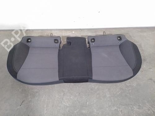 Sæde Bagtil HYUNDAI i20 II (GB, IB) 1.2 (84 hp) 16153494