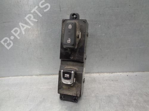 Used Right front window switch Right front window switch 17741003 17741003
