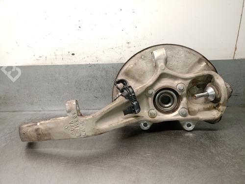 Used Left front steering knuckle MERCEDES-BENZ GLE (W166) 250 d 4-matic (166.004) (204 hp) 32435804