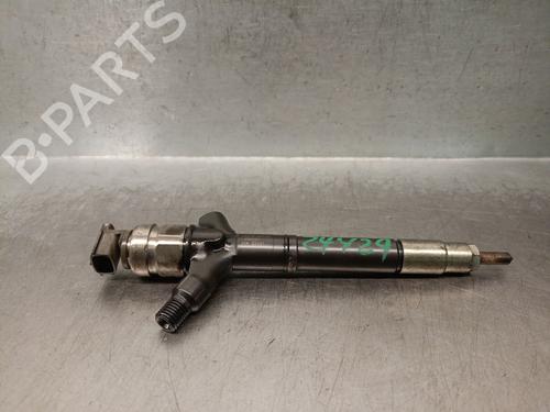 Used Injector TOYOTA AVENSIS Estate (_T25_) 2.0 D-4D (ADT250_, ADT250R) (126 hp) 31586171