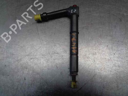 Used Injector NISSAN ALMERA TINO (V10) 2.2 dCi (115 hp) 6135510