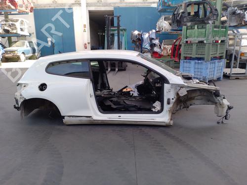 Used Right rear fenders Right rear fenders VW SCIROCCO III (137, 138) 1.4 TSI (125 hp) 35895715 35895715