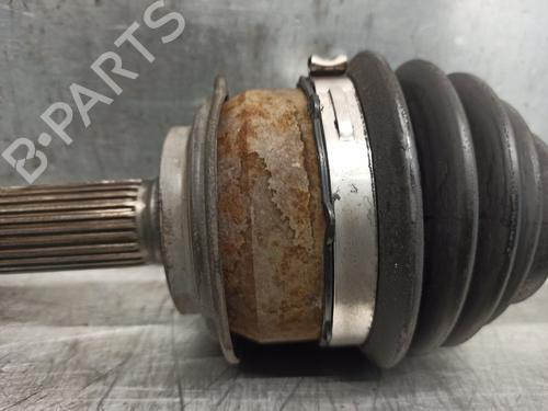 Right front driveshaft TOYOTA YARIS (_P13_) 1.5 Hybrid (NHP130_, NHP130) | BP15984852M39 