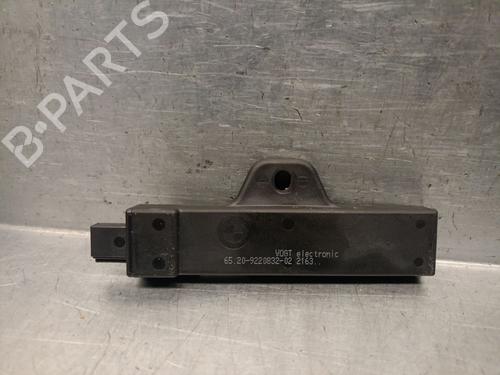 Used Antenna/Base BMW X4 (F26) xDrive 20 d (190 hp) 23439590