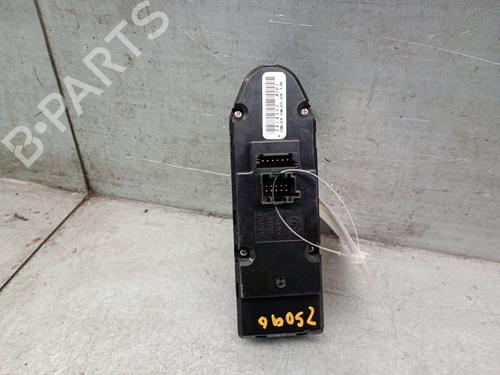 Left front window switch BMW X3 (E83) 2.0 sd | BP33760371I27 - Image 2