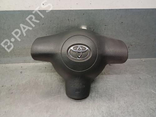 Used Driver airbag TOYOTA COROLLA (_E12_) 1.4 D (NDE120_, NDE120R) (90 hp) 29022084