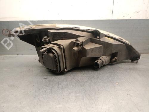 Scheinwerfer links FORD FOCUS I (DAW, DBW) 1.6 16V | BP29003056C28