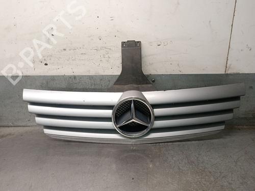 Used Grille MERCEDES-BENZ C-CLASS Coupe (CL203) C 220 CDI (203.708) (150 hp) 32081102