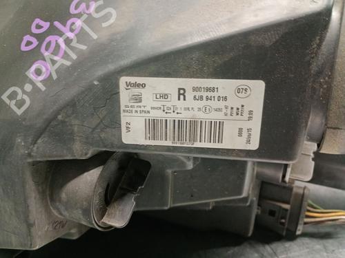 Right headlight SEAT TOLEDO IV (KG3) 1.6 TDI | BP30270368C29 