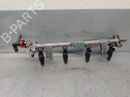 Used Injection rail Injection rail 16476339 16476339
