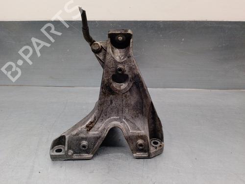 Used Engine mount AUDI A4 B6 (8E2) 1.9 TDI (130 hp) 16119406