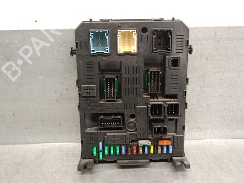 Used Fuse box PEUGEOT 3008 I MPV (0U_) 1.6 HDi (112 hp) 29717476
