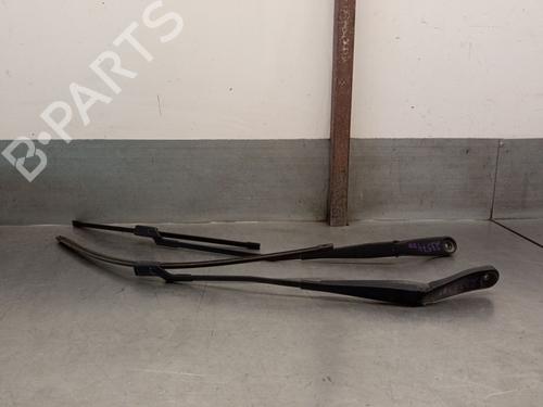 Used Front windshield wiper arm VOLVO S80 II (124) T6 AWD (305 hp) 29119245