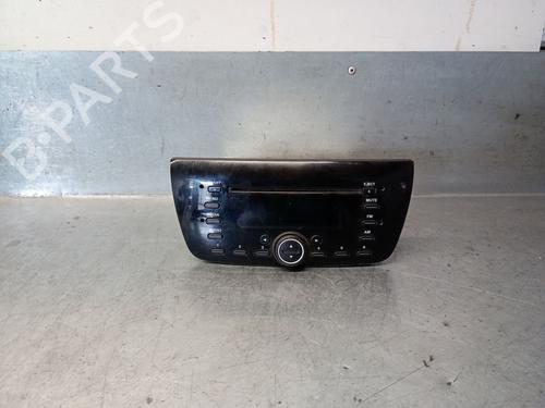 Used Radio FIAT DOBLO Bus (263_) 1.3 D Multijet (263AXC1A) (90 hp) 26327978