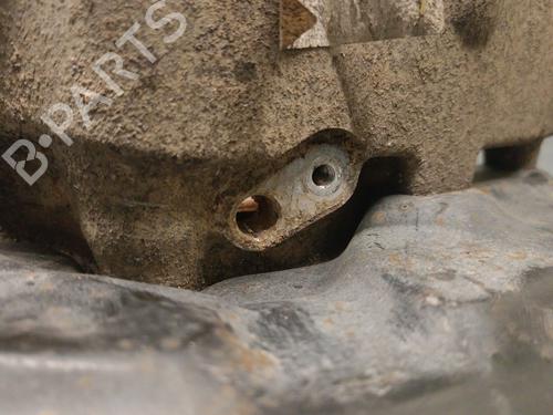 Left rear steering knuckle SKODA YETI (5L) 2.0 TDI | BP31882772M27 