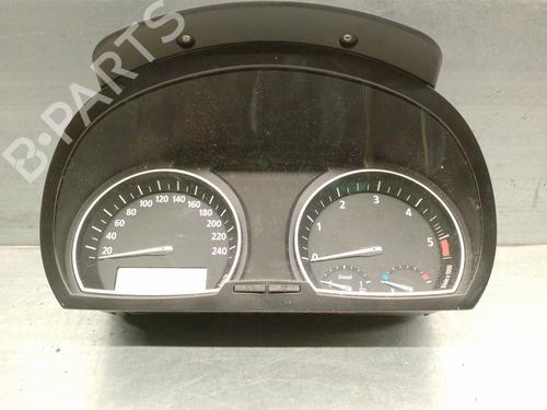 Used Instrument cluster BMW X3 (E83) 2.0 sd (177 hp) 17053094