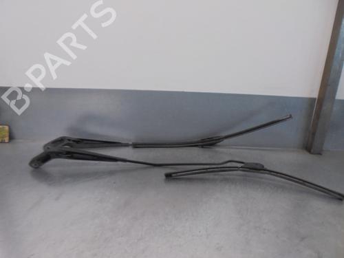 Front windshield wiper arm JAGUAR X-TYPE I (X400) 2.5 V6 All-wheel Drive | BP15547896C143 
