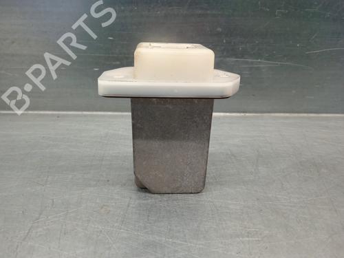 Used Heater resistor NISSAN NAVARA (D22) 2.5 D 4x4 (133 hp) 12489722